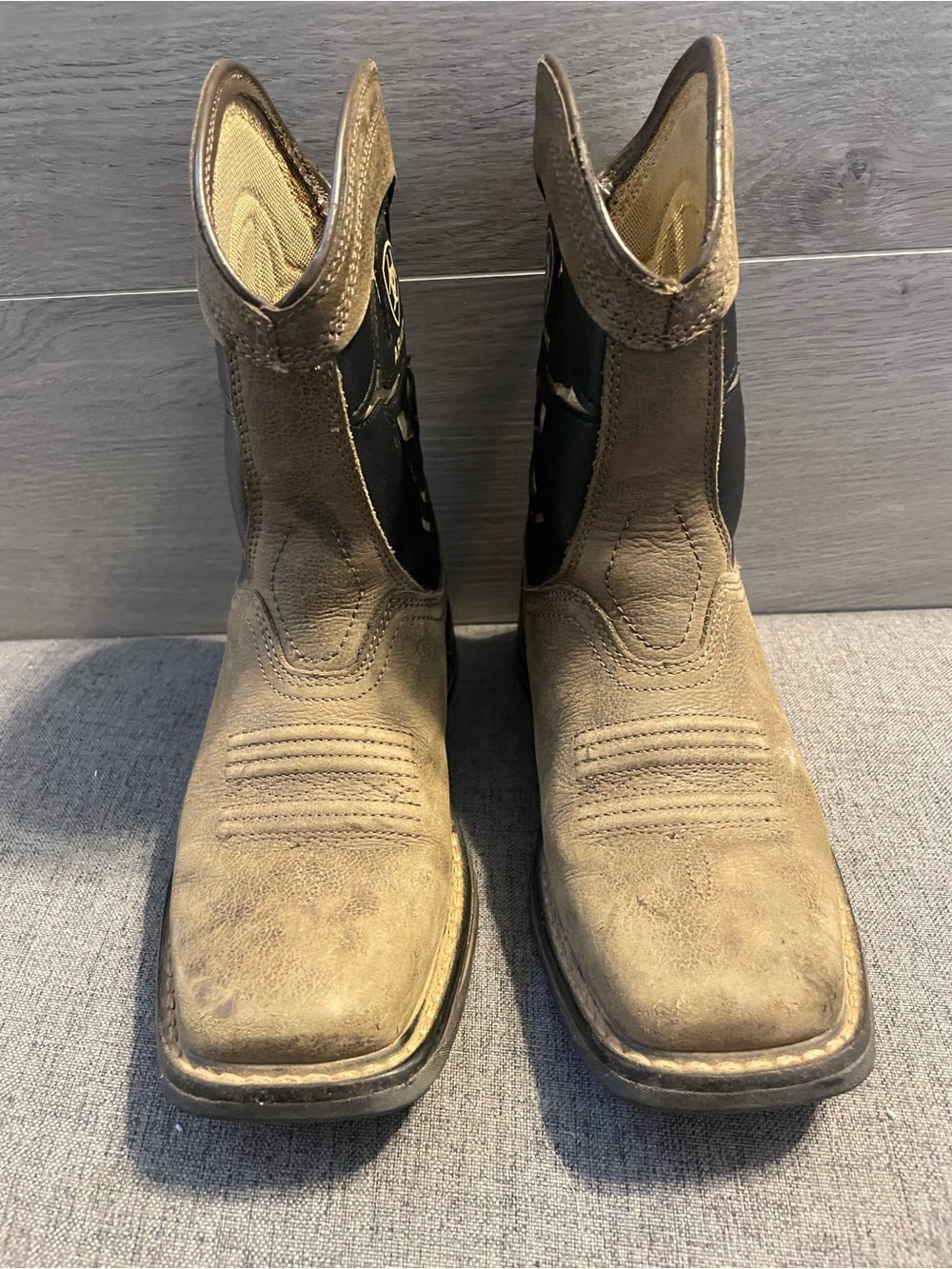 Ariat Tan and Black Kids Western Pull-On Boots